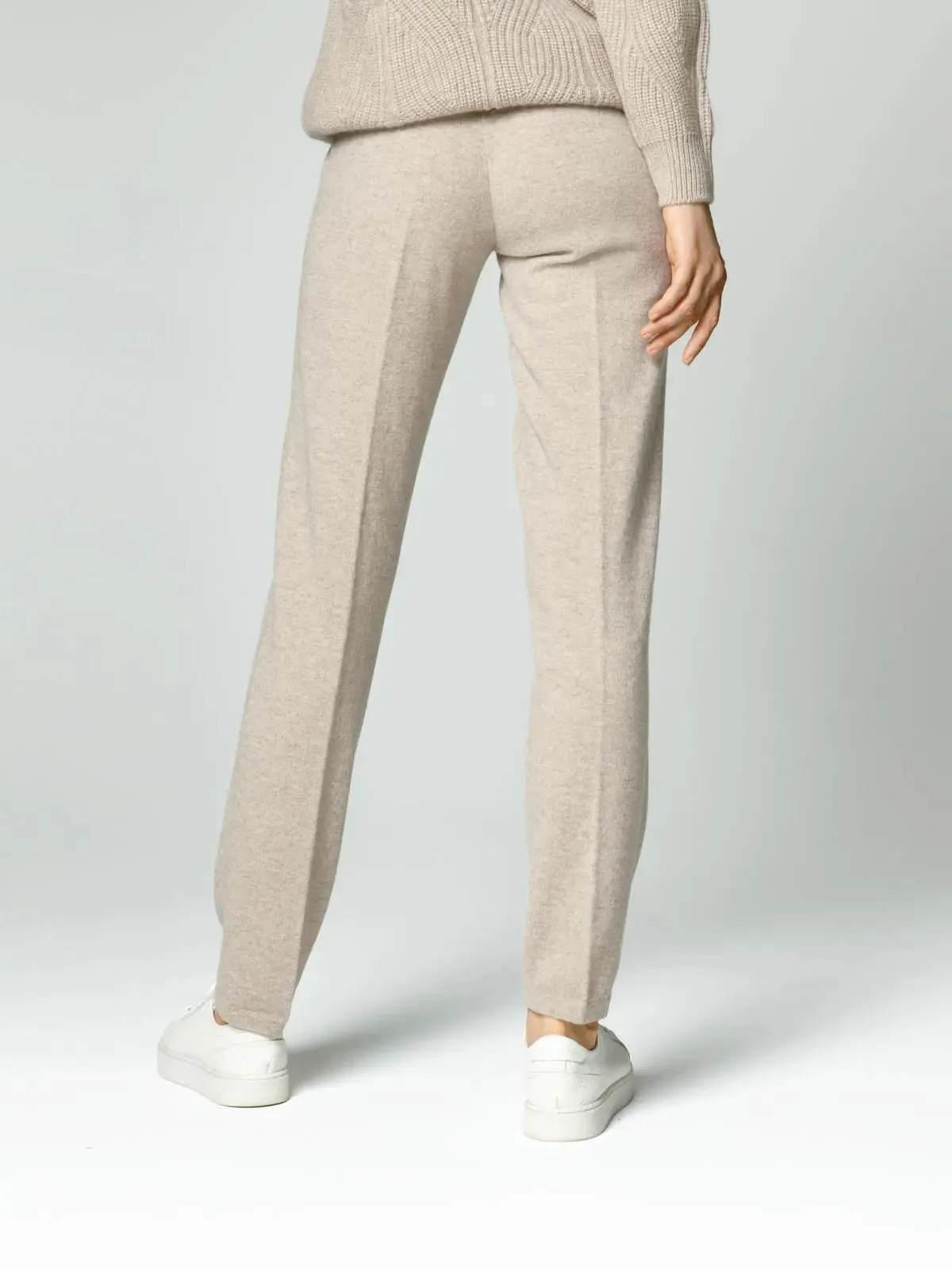 Cashmere trousers with drawstring