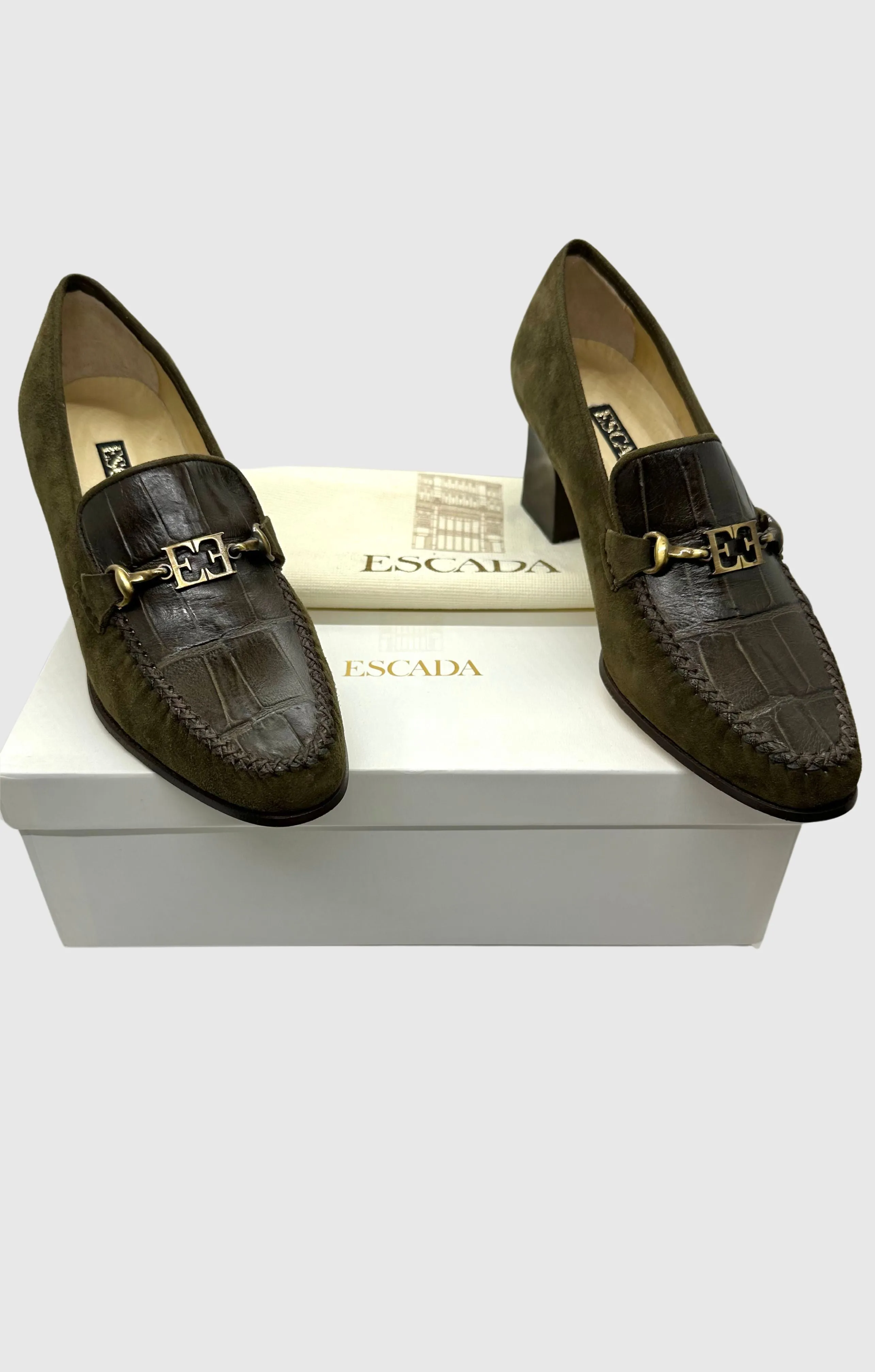 ESCADA MOCCASIN HEELS • Women's size US 6