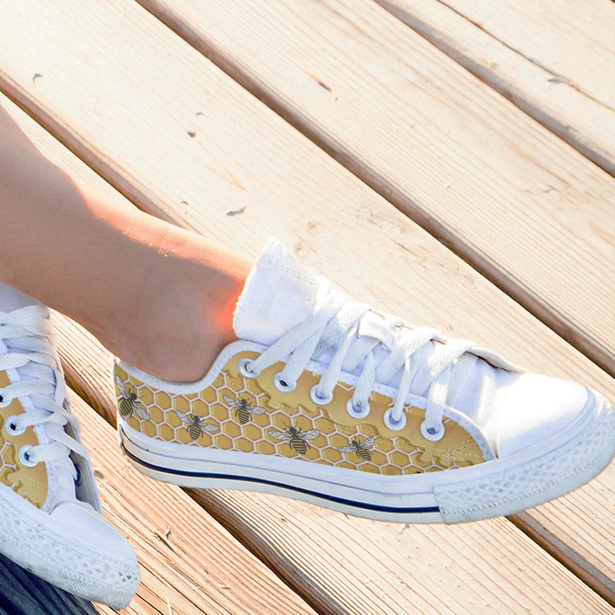 HONEY AND BEES LOW-TOP SHOES WOMEN - FREE SHIPPING WORLDWIDE