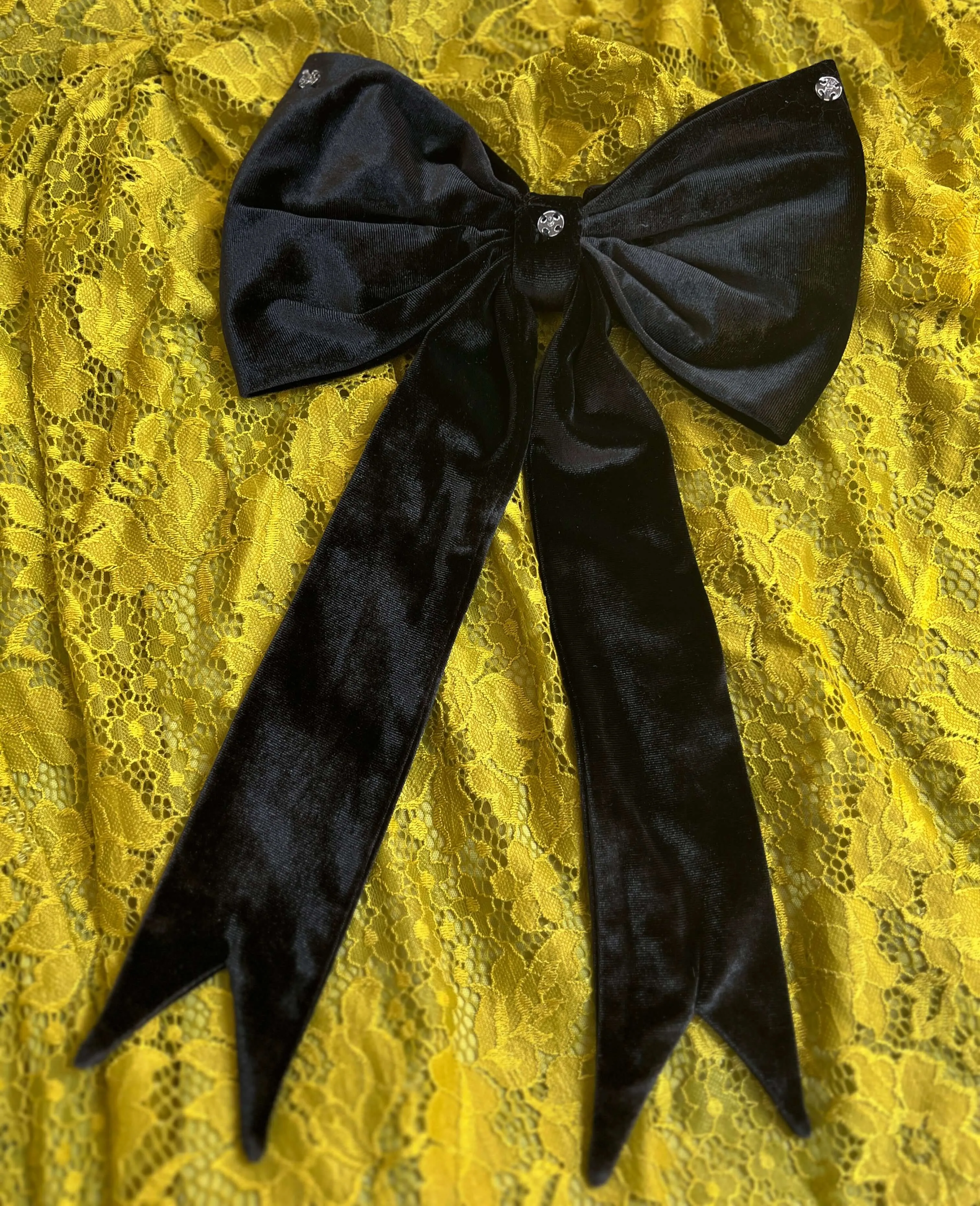 Priscilla Bow in Black Velvet