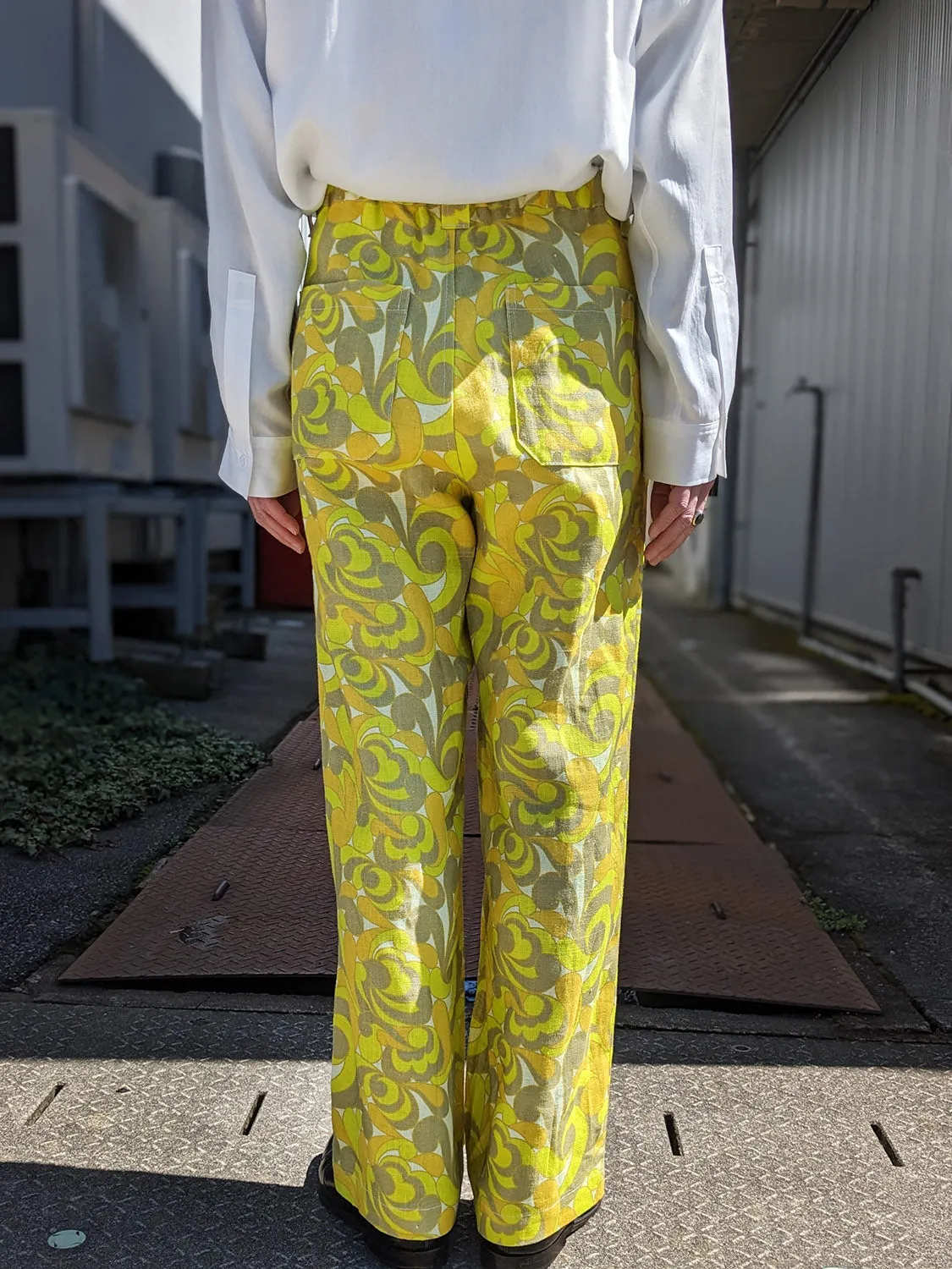 WATARU TOMINAGA SINGLE-PLEAT TROUSERS Psyche